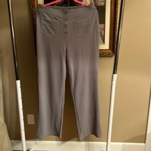 Woman’s Halara pants large like new